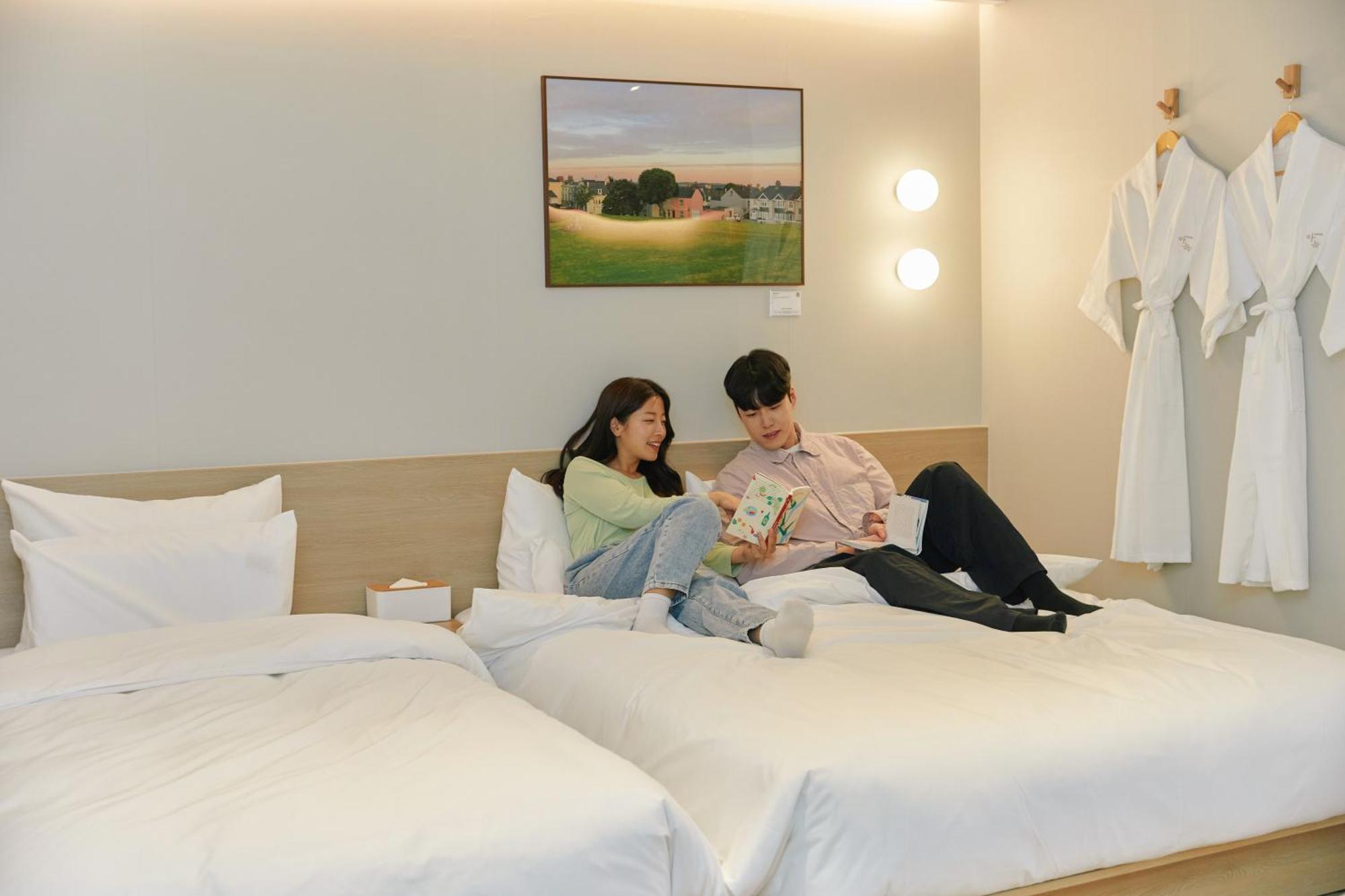 Aank Hotel Incheon Songdo Exteriör bild